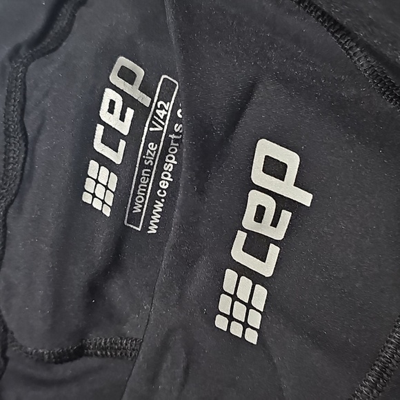 CEP‎ Black Athletic Capri Leggings Size Medium - Picture 3 of 5